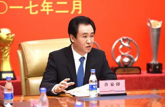 大坤坤戳桃子